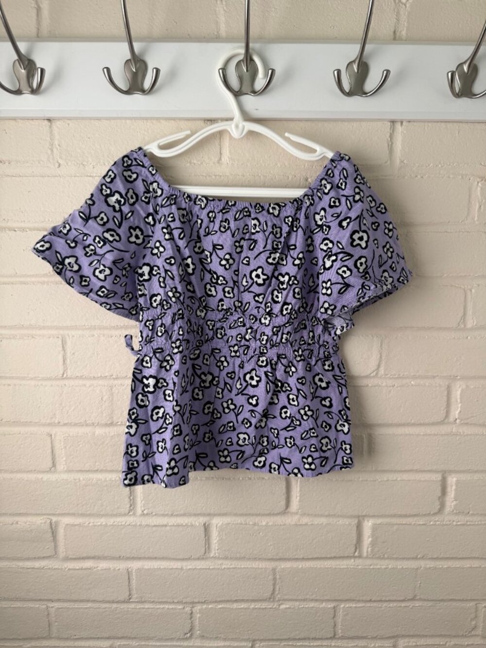 Free Assembly | Girls Purple Floral Peplum Top | Small 6/6X - Picture 4 of 7